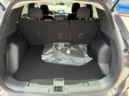 New 2025 Ford Escape Active w/ Cold Weather Package image 36
