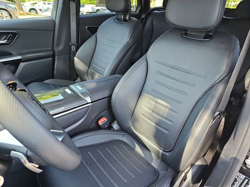 Certified 2026 Mercedes-Benz GLC 300 4MATIC image 17