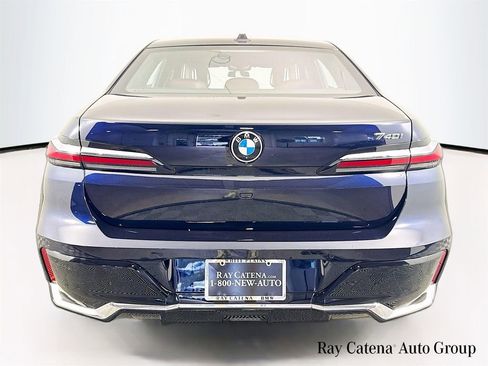Used 2023 BMW 740i RWD image 6