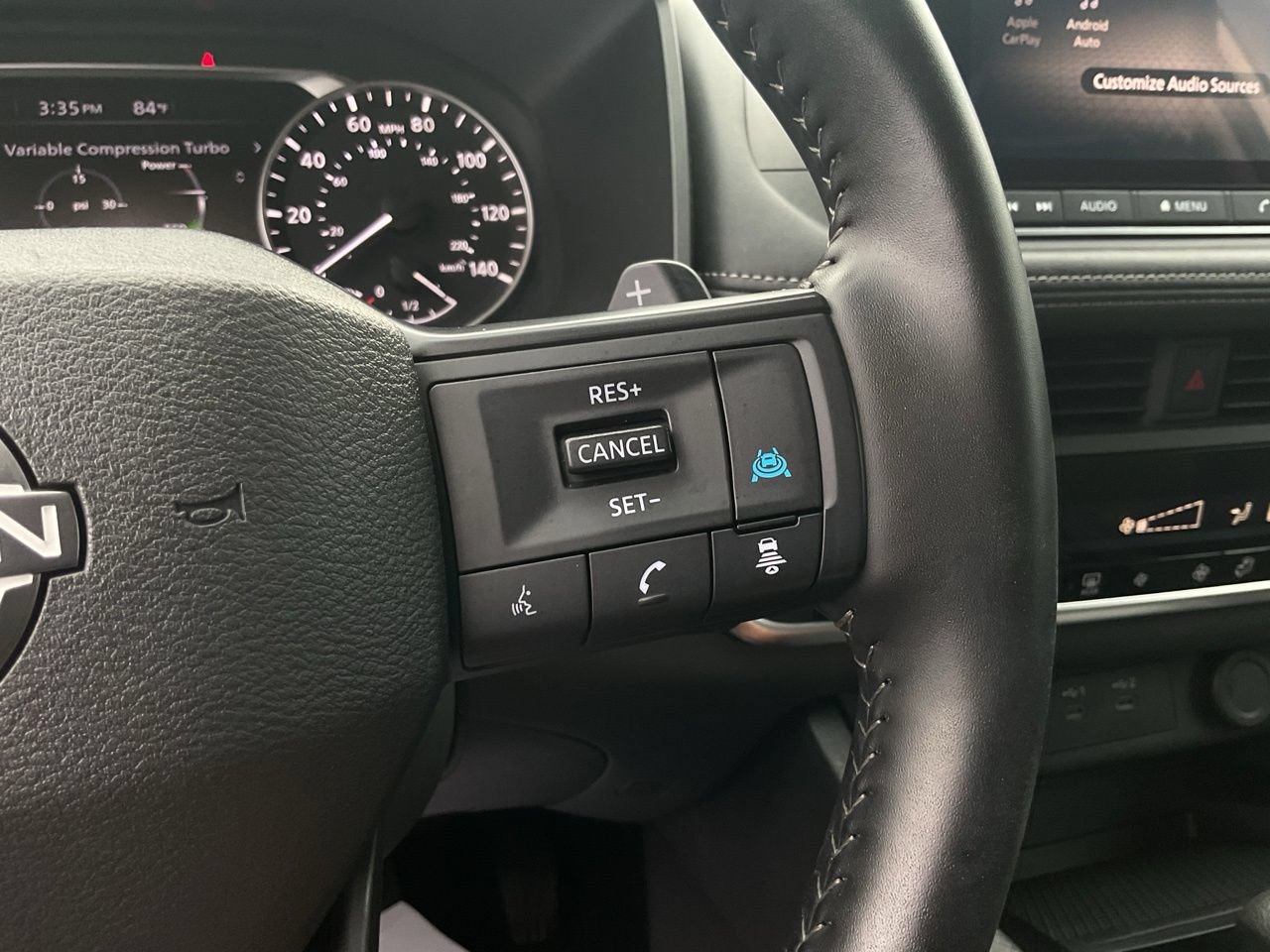 Used 2025 Nissan Rogue SV FWD image 32