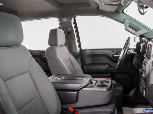 Used 2024 Chevrolet Silverado 1500 Custom AWD/4WD image 26