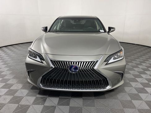 Used 2020 Lexus ES 300h w/ Premium Package image 17