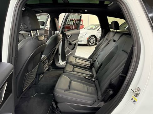 Used 2025 Audi Q7 2.0T Premium Plus w/ Premium Plus Package AWD/4WD image 14