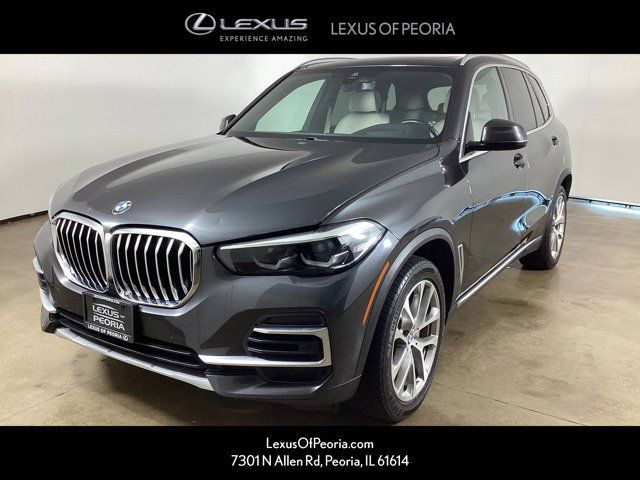Used 2022 BMW X5 xDrive40i w/ Luxury Seating Package AWD/4WD image 1