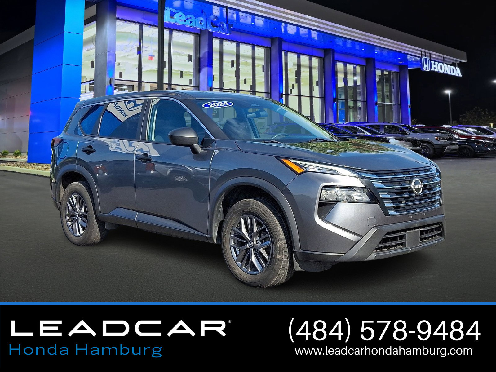 Used 2024 Nissan Rogue S AWD/4WD image 1