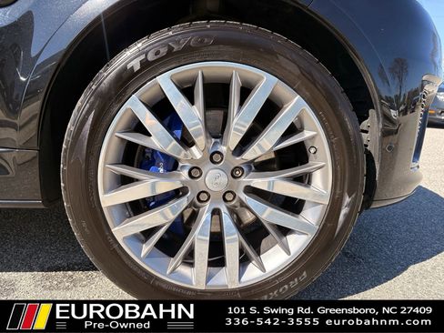 Used 2017 Land Rover Range Rover Sport SVR AWD/4WD image 34