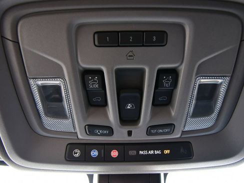 Used 2021 GMC Sierra 3500 Denali AWD/4WD image 38