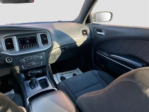 Used 2022 Dodge Charger SXT image 21