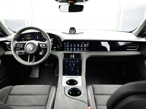 Certified 2023 Porsche Taycan GTS image 20