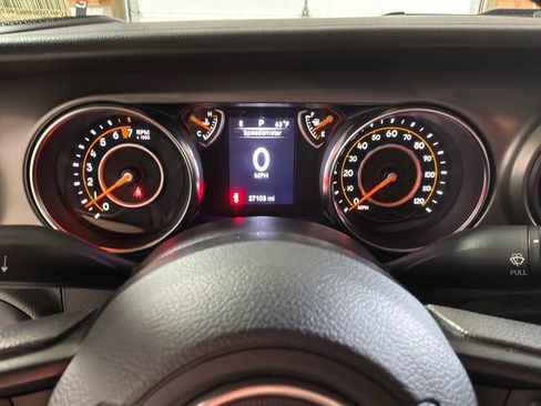 Used 2022 Jeep Wrangler Unlimited Sport AWD/4WD image 24