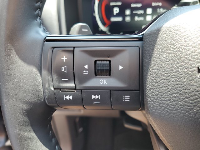 Certified 2025 Nissan Rogue SL w/ SL Premium Package FWD image 20