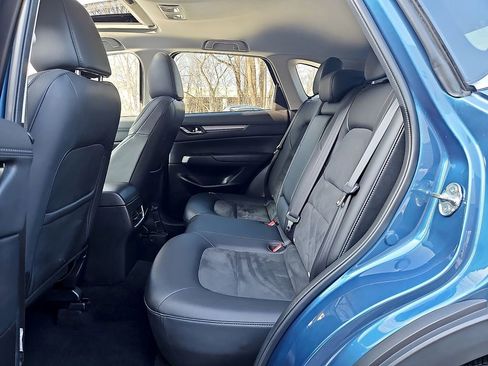 Used 2018 MAZDA CX-5 Touring w/ Preferred Equipment Package image 13