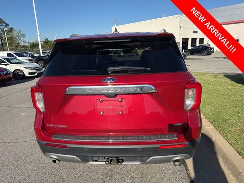 Used 2021 Ford Explorer Limited image 5