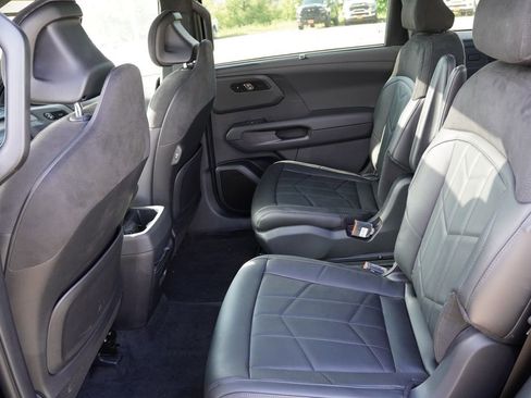 Used 2027 Kia Telluride SX Prestige X-Line w/ Towing Package AWD/4WD image 17