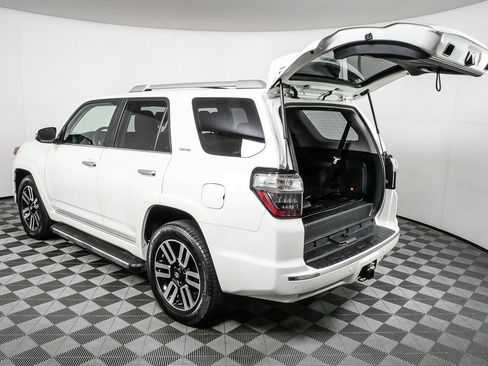 Used 2020 Toyota 4Runner Limited image 35
