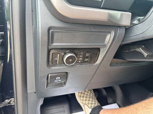 Used 2024 Ford F150 XL w/ Equipment Group 103A High AWD/4WD image 18