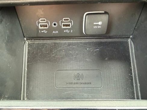 Used 2024 Jeep Grand Cherokee L Laredo image 31