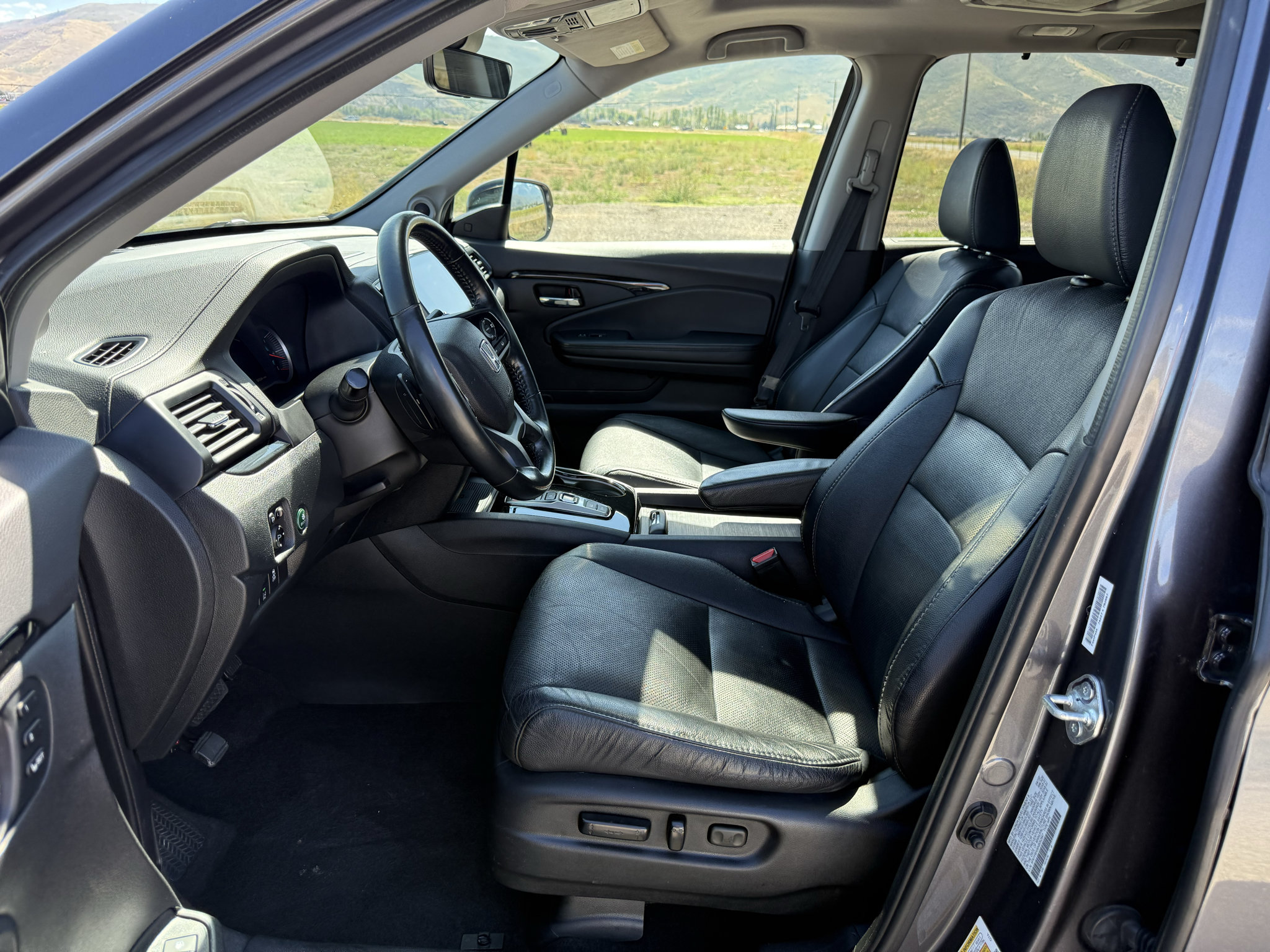 Used 2022 Honda Pilot Elite image 14