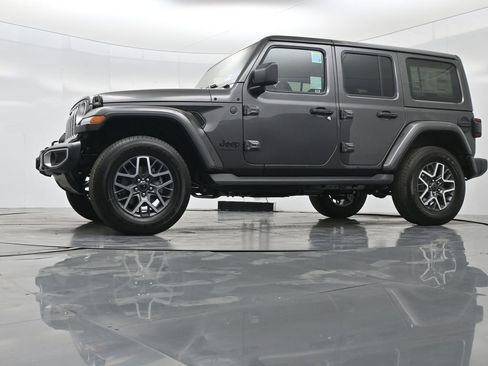 New 2026 Jeep Wrangler Unlimited Sahara AWD/4WD image 50
