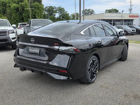 New 2026 Nissan Sentra SR FWD image 6