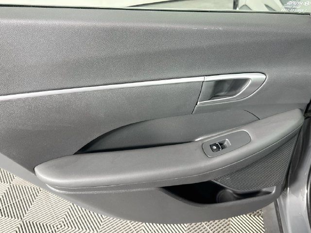 Used 2021 Hyundai Sonata SE FWD image 22