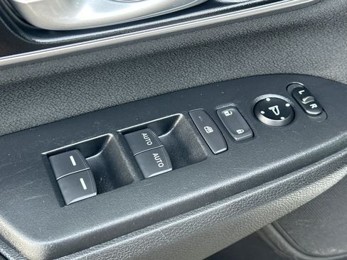 Used 2021 Honda CR-V EX image 13