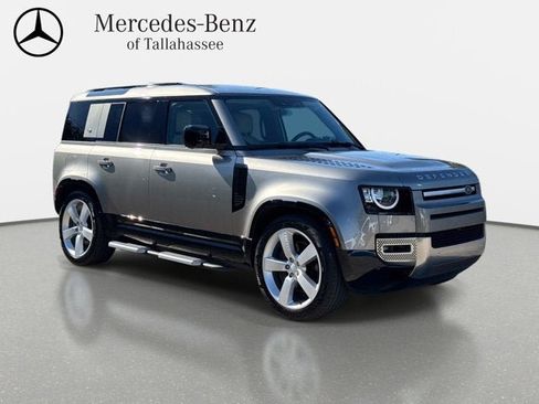 Used 2023 Land Rover Defender 110 S AWD/4WD image 3