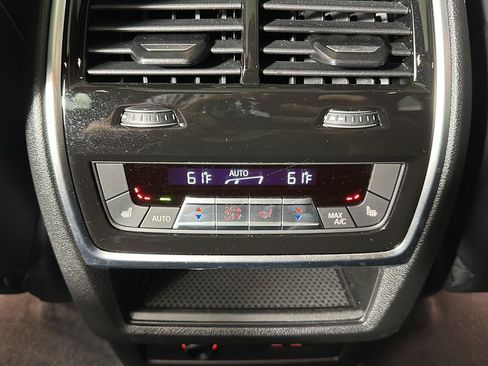 Used 2025 BMW X5 xDrive40i w/ Executive Package AWD/4WD image 23