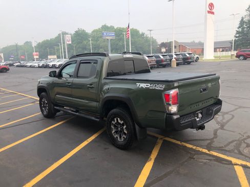 Used 2021 Toyota Tacoma TRD Off-Road AWD/4WD image 6