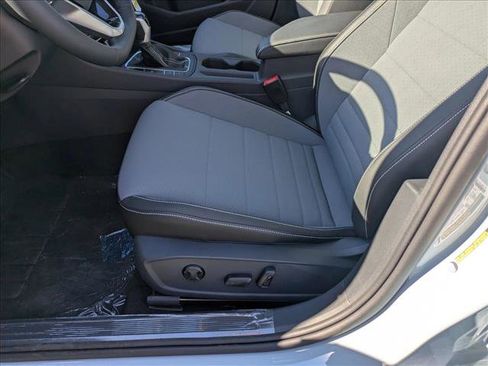 New 2026 Volkswagen Jetta SE image 4