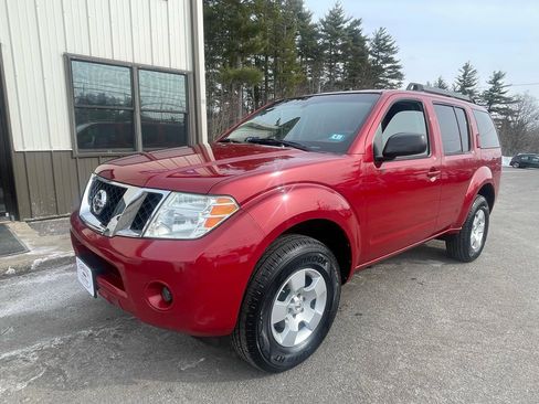 Used 2012 Nissan Pathfinder S image 1