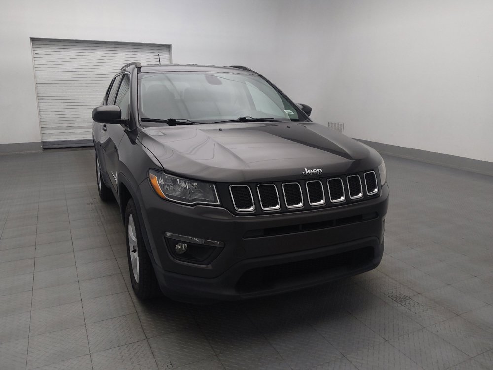 Used 2018 Jeep Compass Latitude w/ Popular Equipment Group FWD image 14