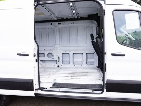 Used 2023 Ford Transit 250 Medium Roof RWD image 19