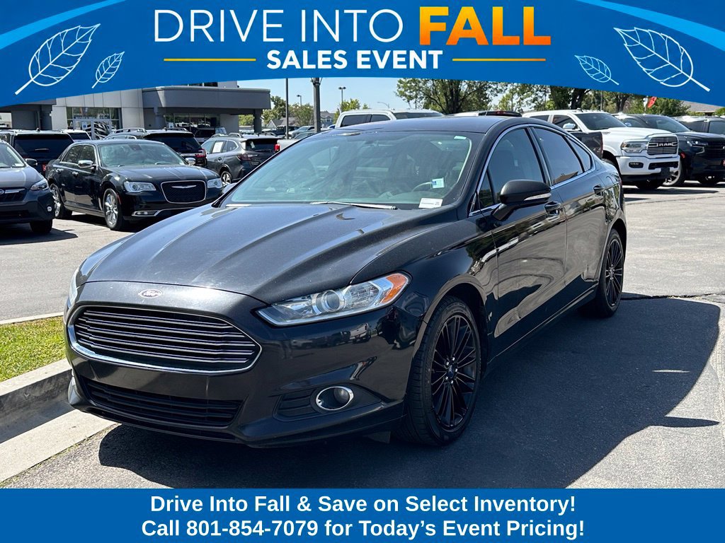 Used 2016 Ford Fusion SE w/ Equipment Group 202A AWD/4WD image 2