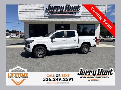 Used 2023 Chevrolet Colorado LT w/ LT Convenience Package II AWD/4WD image 1