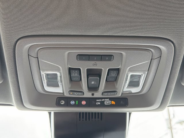 Used 2023 GMC Sierra 1500 Denali AWD/4WD image 31