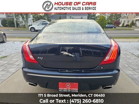 Used 2011 Jaguar XJ 4dr Sdn image 3
