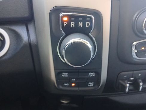 Used 2018 RAM 1500 Big Horn AWD/4WD image 41