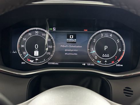 Used 2026 Jaguar F-PACE R-Dynamic S AWD/4WD image 17