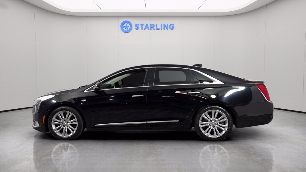 Used 2018 Cadillac XTS Luxury FWD image 3