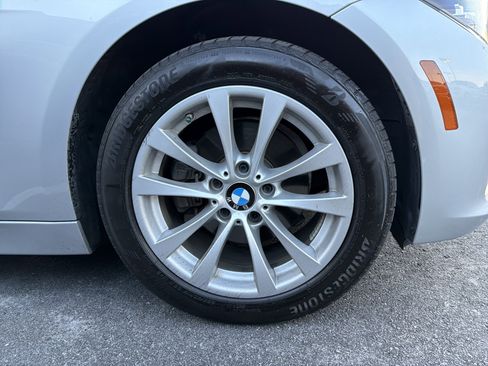 Used 2018 BMW 320i Sedan image 14