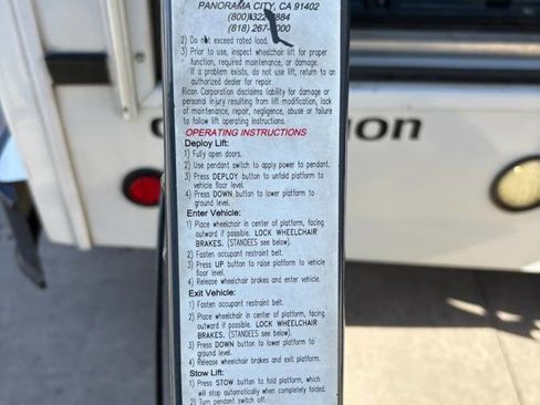 Used 2006 Ford E-450 and Econoline 450 image 11