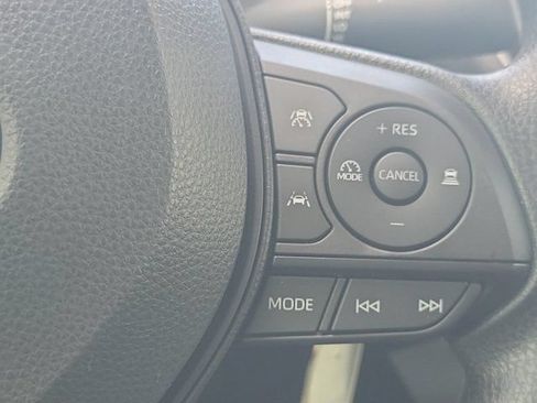 Used 2024 Toyota Corolla LE FWD image 27
