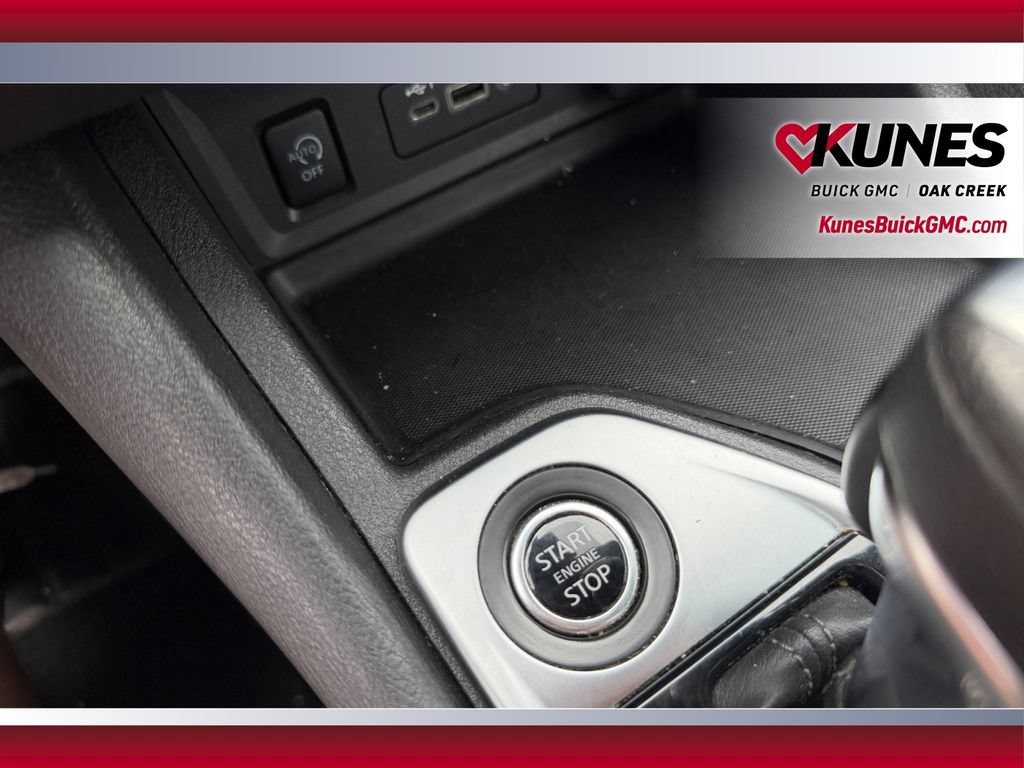 Used 2024 Nissan Sentra SV FWD image 31