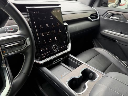 Used 2024 GMC Acadia Denali w/ Super Cruise Package image 33