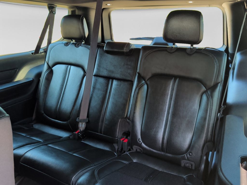 Used 2024 Jeep Wagoneer L Series III w/ Flexible Seating Group AWD/4WD image 33