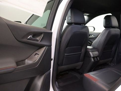 New 2026 Chevrolet Equinox RS image 23