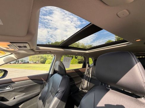 Used 2023 Nissan Rogue SL w/ SL Premium Package FWD image 25