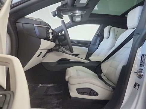 New 2026 Porsche Macan 4 Electric AWD/4WD image 5