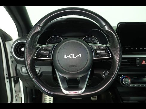 Used 2022 Kia Forte GT-Line w/ GT-Line Premium Package FWD image 13